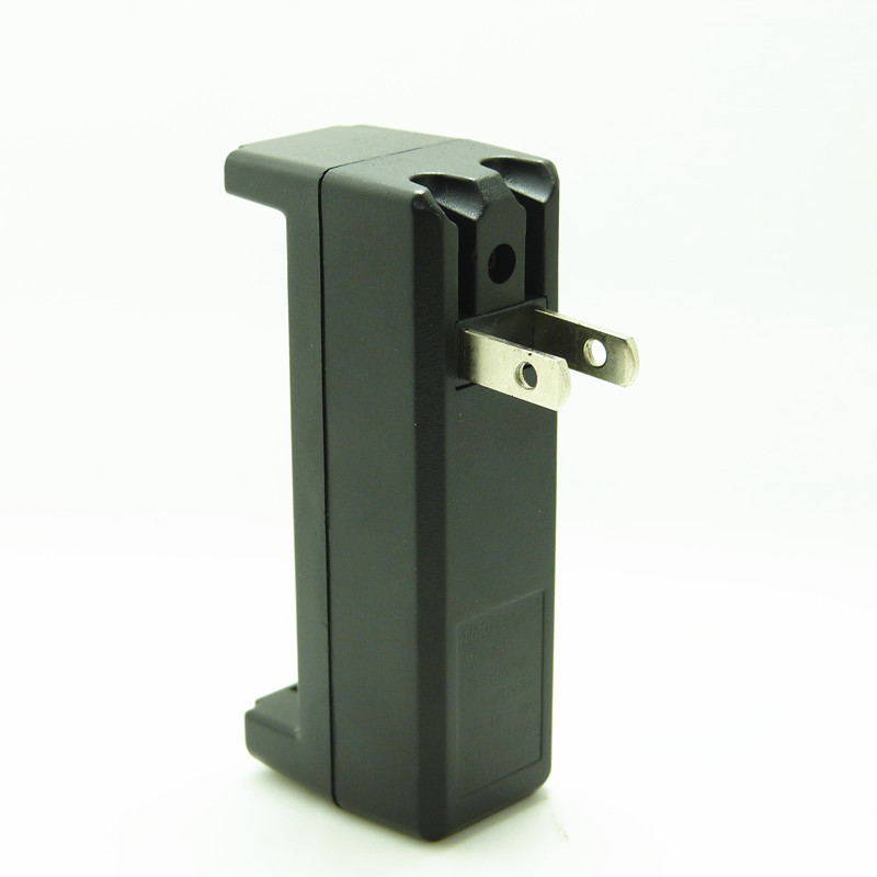 跨境18650电池充电器小风扇头灯推剪手电筒锂电充电器 正反可充