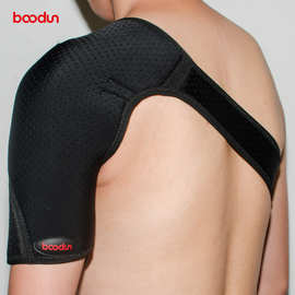BOODUN/博顿运动护肩 男女士羽毛球篮球健身脱臼可调护单肩透气