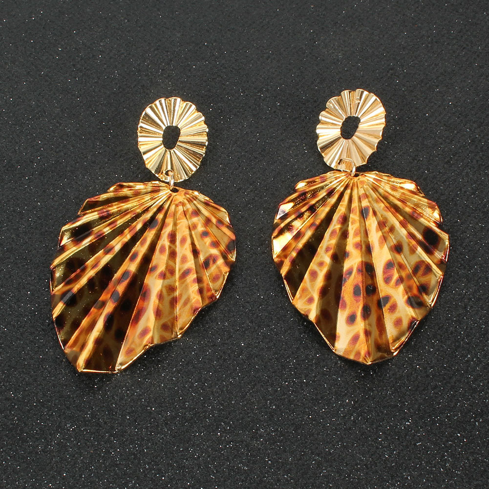 Leopard Print Exaggerated Alloy Leaf Earring display picture 6