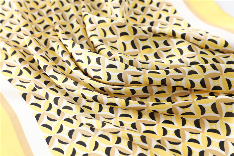 Fashion Scarf For Women Small Square Versatile Neck Accessory_voghion.com