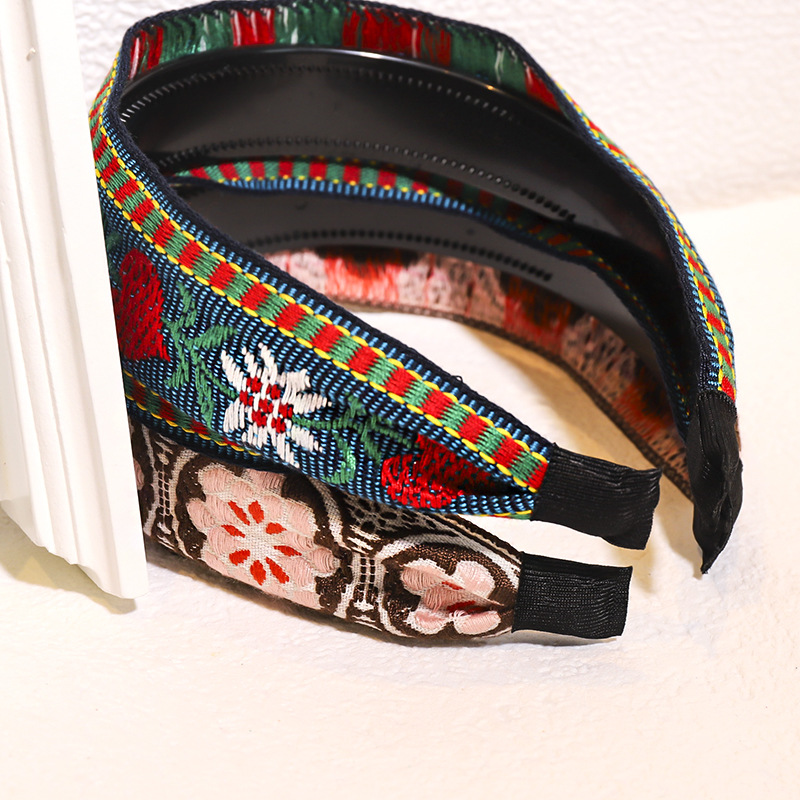 Embroidery Ethnic Style Toothed Non-slip Headband display picture 5