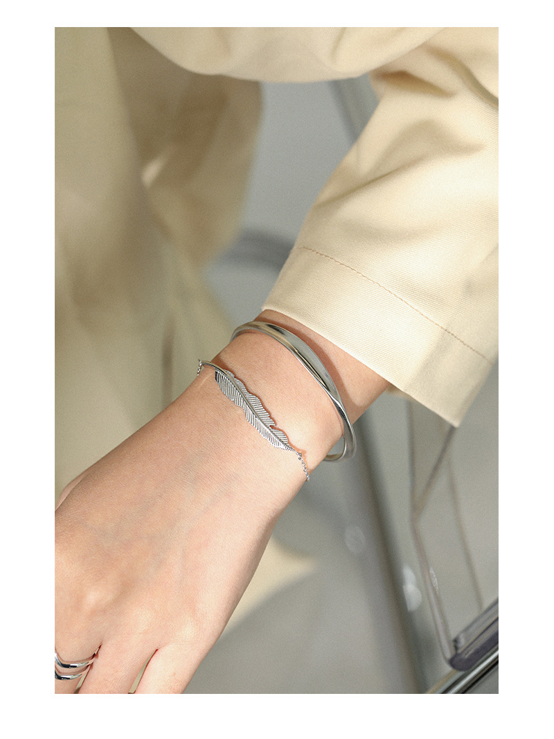 246 Korean Version Of Ins Niche Irregular S925 Sterling Silver Open Bracelet Texture Silver Bracelet display picture 7