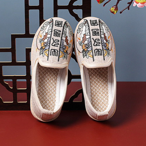 Boys' Chinese folk dance hanfu embroidered shoes handmade traditional children's shoes Beijing National single shoes ancient Chinese clothing shoes 