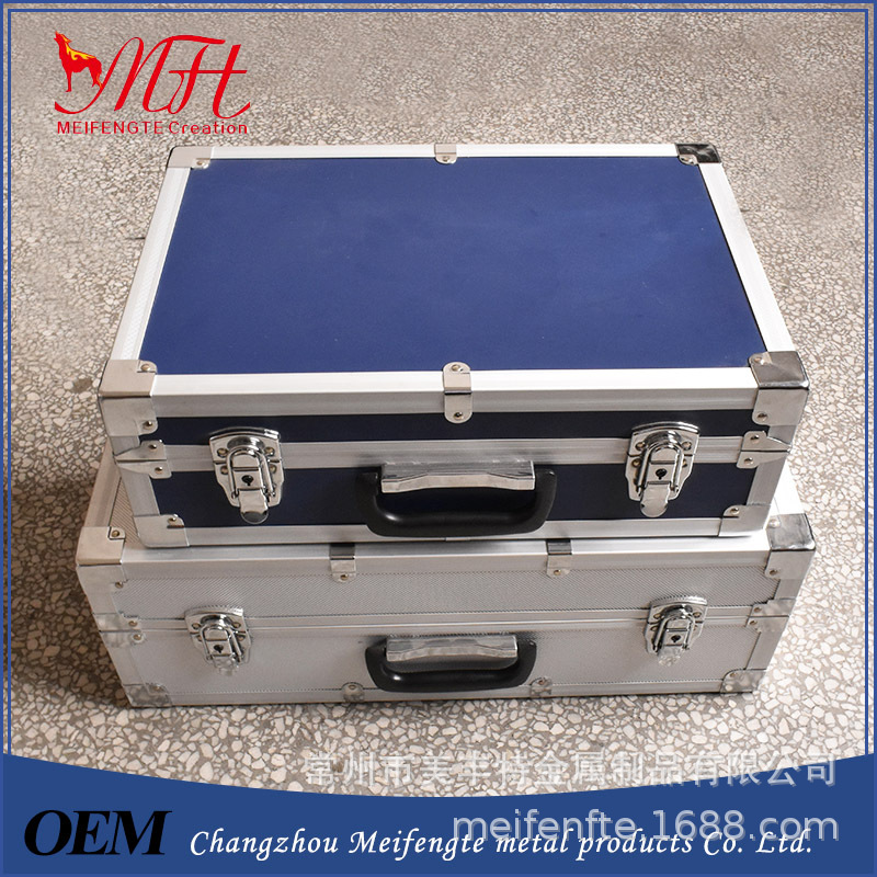 铝合金手提箱 四周加厚铝合金边框 内配进口防静电垫 专业制造商