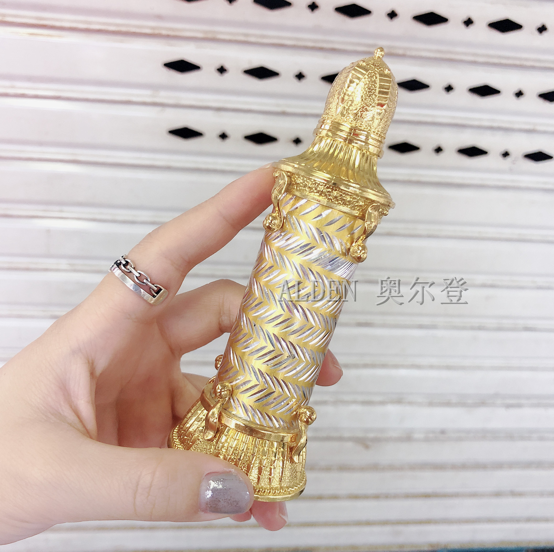 20ML empty metal perfume bottles from Dubai, Middle East, available for wholesale in stock detail image 1