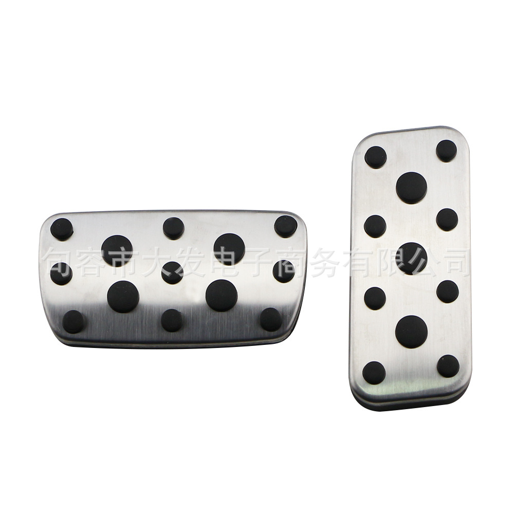 Suitable for Subaru 03-05 Forester Legacy Tiger accelerator brake pedal metal modified pedal