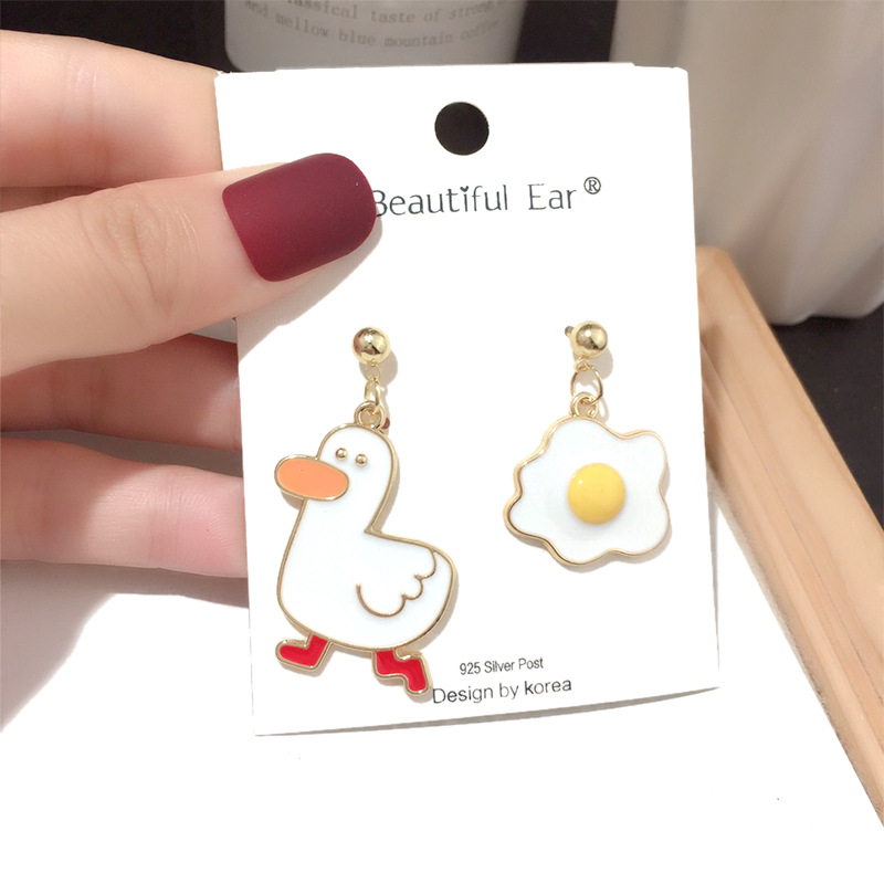 Charming Jewelry Korean New Fashion Asymmetric Cute Sweet Silver Needle Earrings Wholesale Nihaojewelry display picture 2