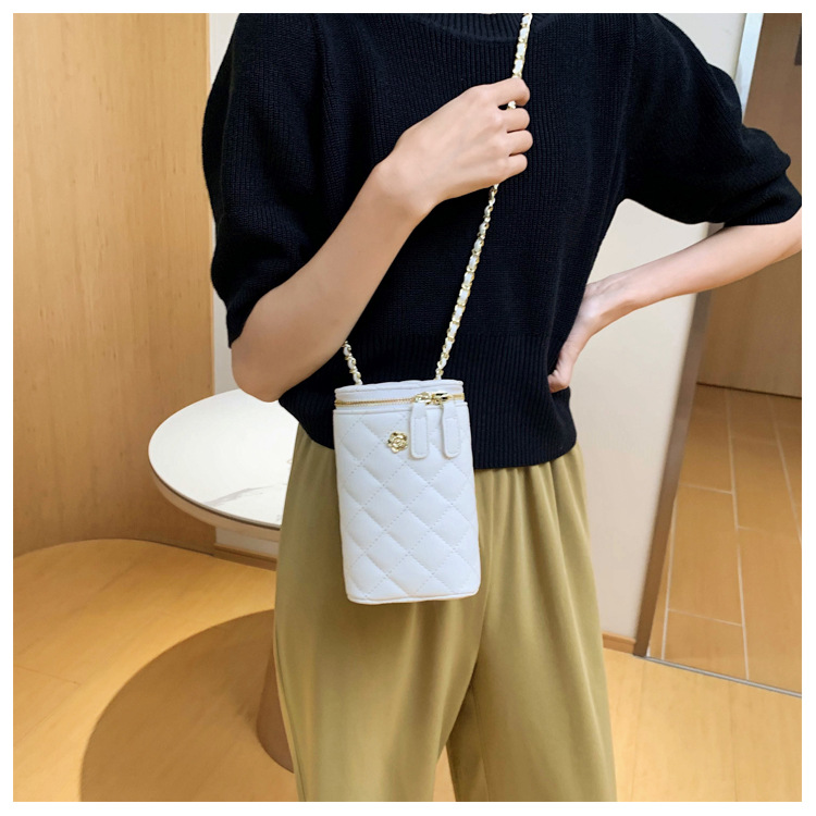 Fashion Rhombic Messenger Bag display picture 13