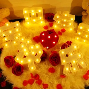 Романтический сюрприз Свадебная светодиодная буква легкая детская любовь с днем ​​рождения с днем ​​рождения китайский номер персонажа Алфавит Стиль Свет оптом