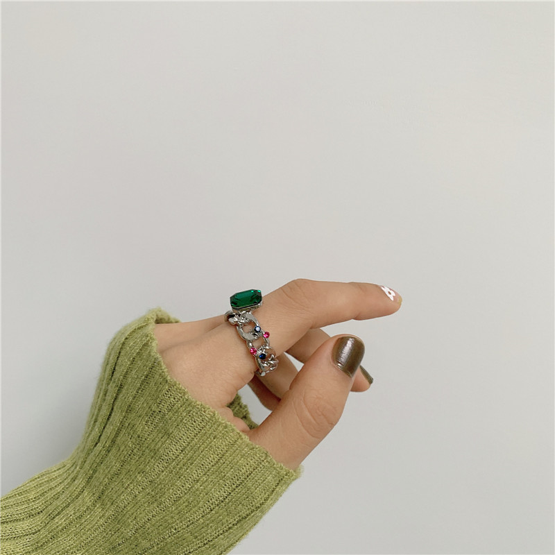 Anillo De Dedo Índice Con Esmeralda Y Circonita Perla display picture 8