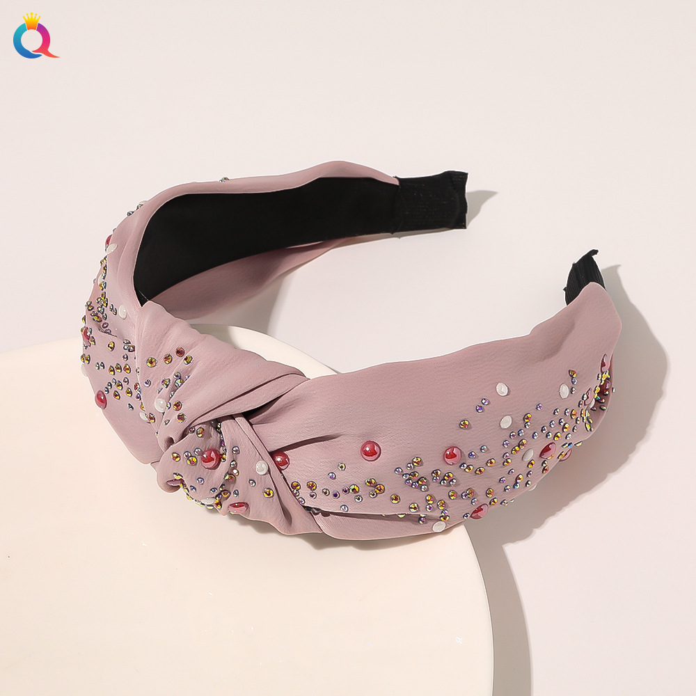 Hot-saling Color Diamond Fabric Knotted Retro Simple Plain Pressed Hair Non-slip Headband display picture 12