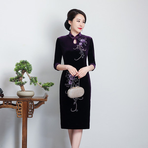 Chinese Dress Qipao for women nail bead cheongsam on show Cheongsam