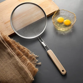 手动打蛋器;网漏、油格;烘焙量勺量杯