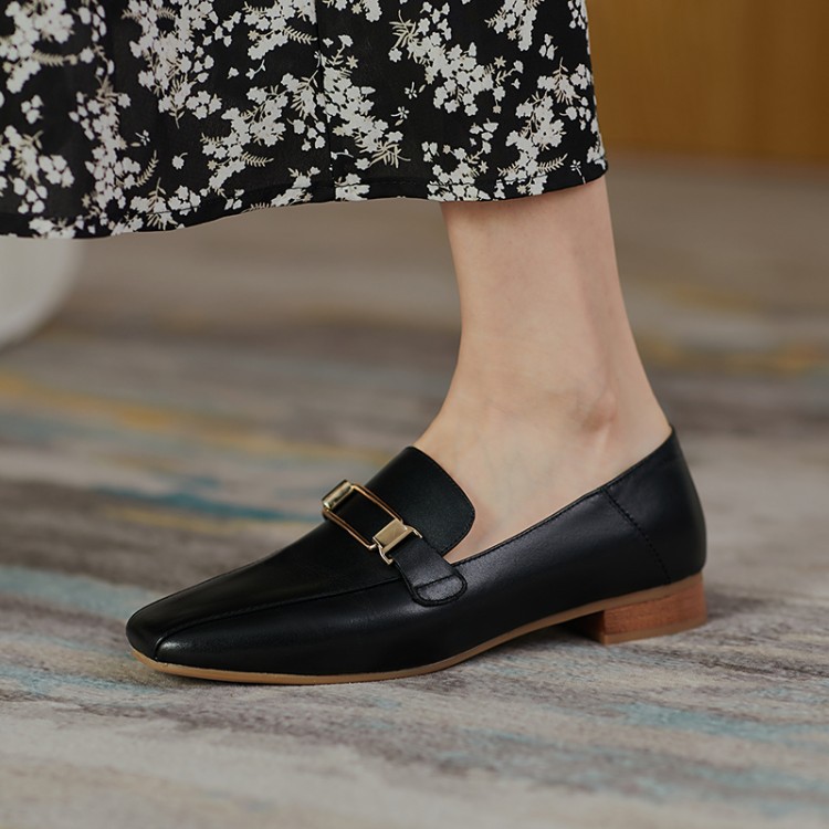 Chiko Marilyn Square Toe Block Heels Loafer