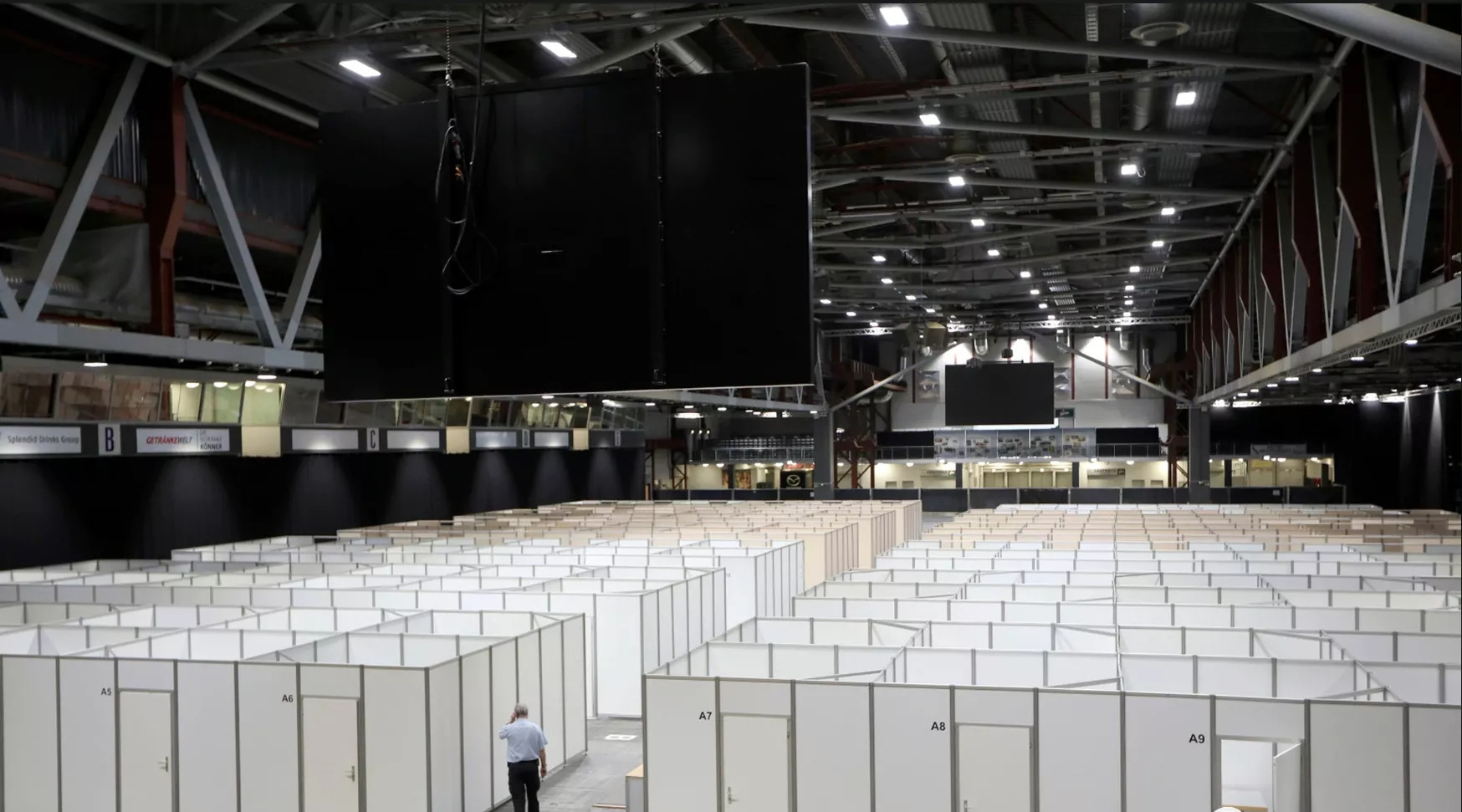 ����������ָ����������ײ�װ��ʱ���װ���� չ���ݷ���ҽԺ