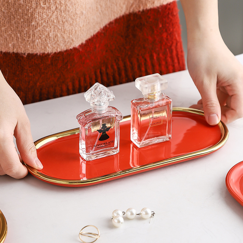 Nordic ins borde dorado placa de cerámica creativa gran bandeja de la joyería roja placa de caramelo suministros de la boda placa de almacenamiento en el hogar