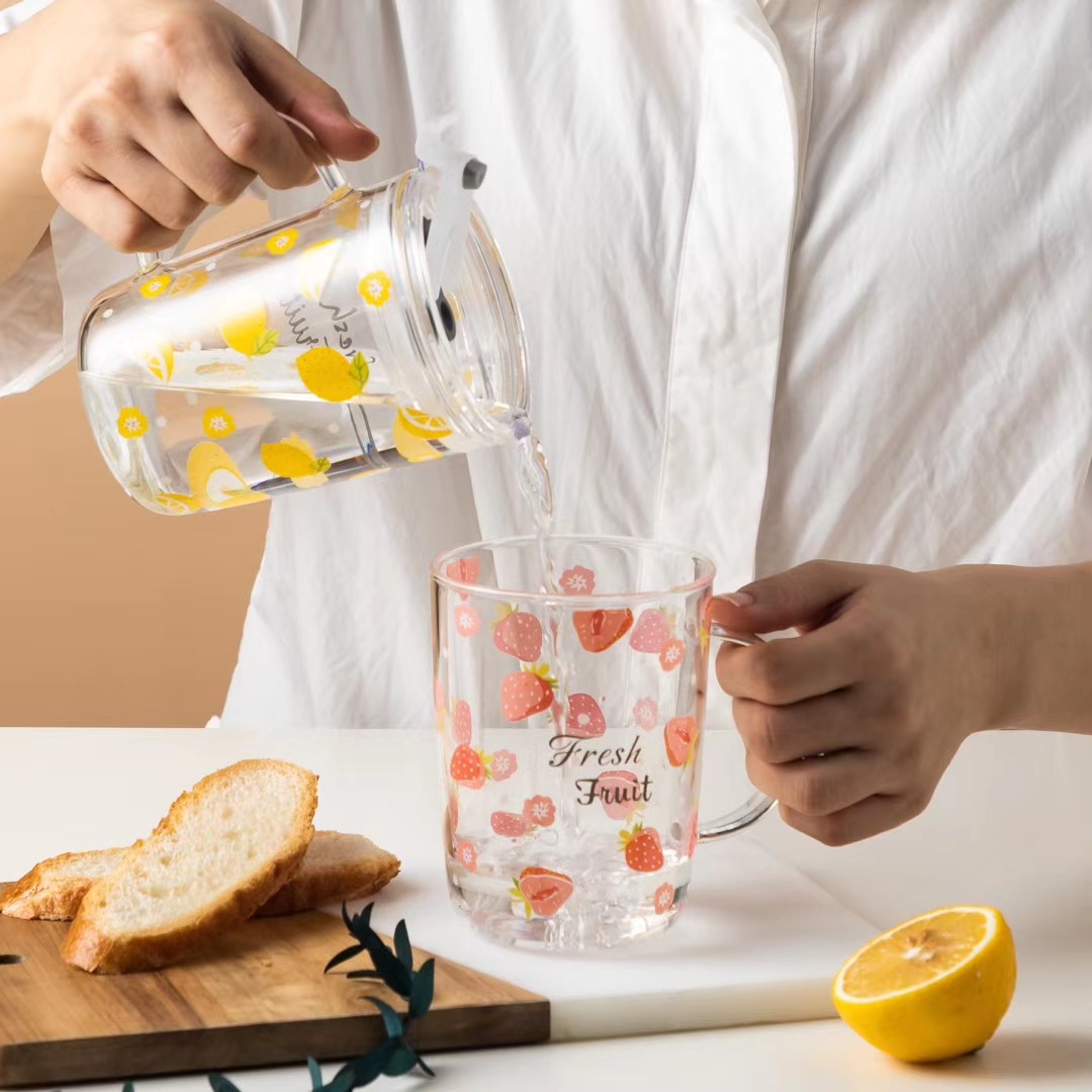 Vidrio de paja hogar niños taza de agua hembra linda chica con mango ins estilo fruta leche taza de té taza de limón