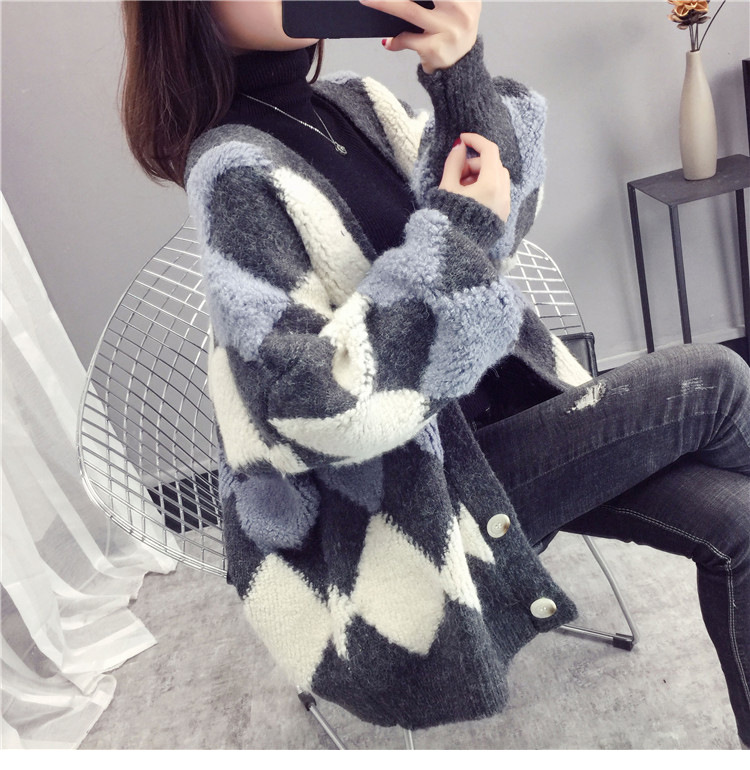 Women's Cardigan Long Sleeve Sweaters & Cardigans Button Casual Argyle display picture 8
