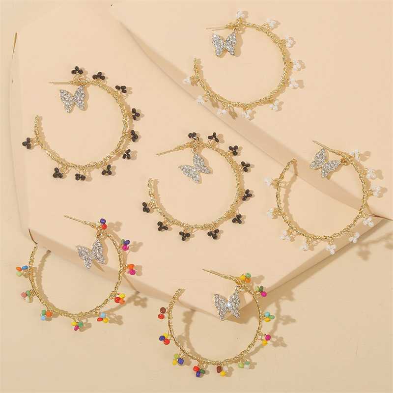 Bohemian Geometric C-shaped Butterfly Rice Bead Hand-woven Earring Wholesale Nihaojewelry display picture 2