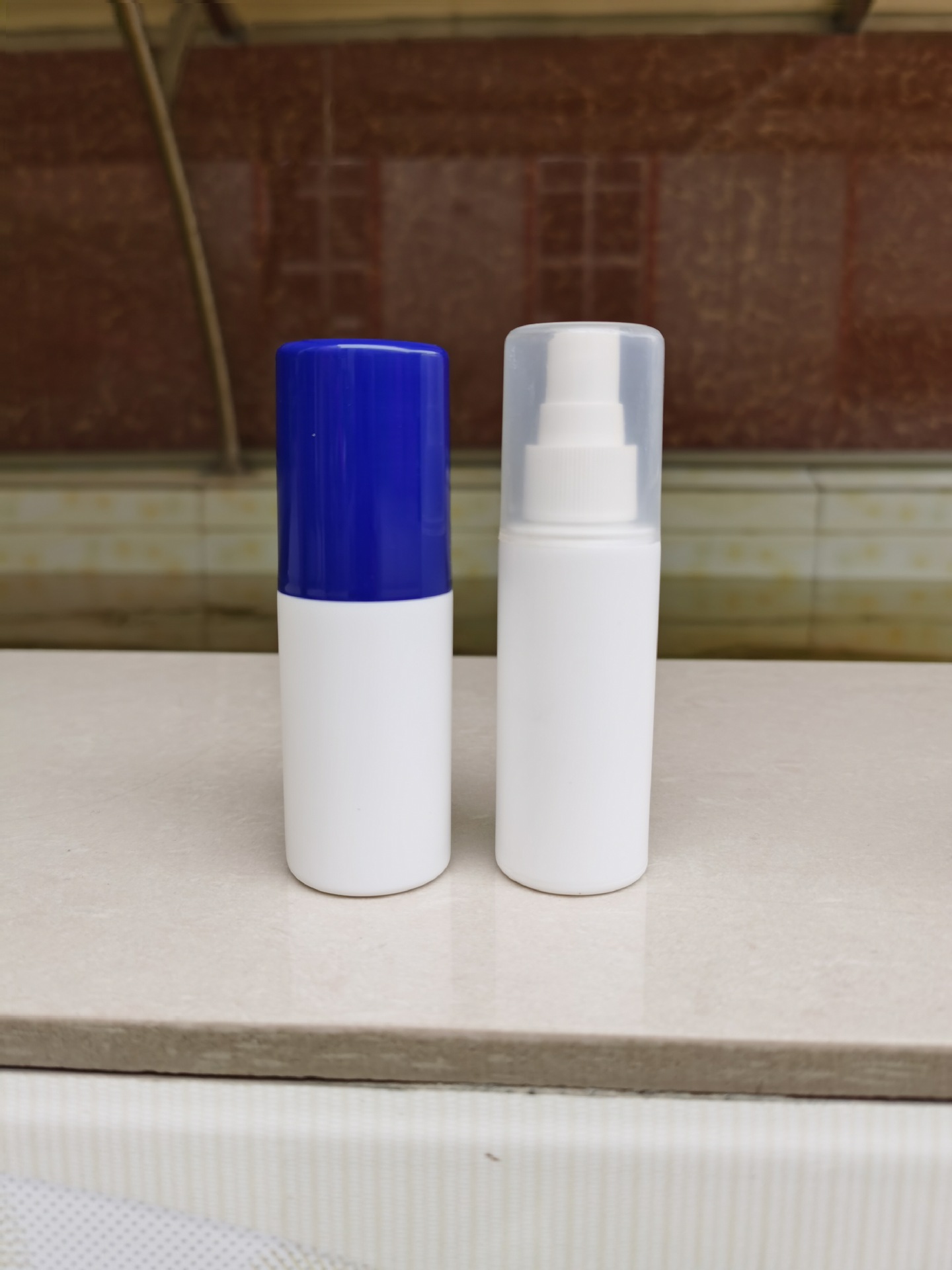 大量供应20-100ML优质塑料喷雾瓶