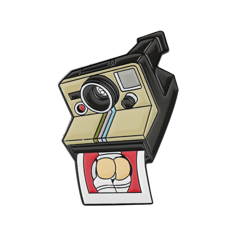 European and American Creative New Camera Dripping Brooch Badge Cartoon Funny Photo Photography Camera Brooch Jewelry