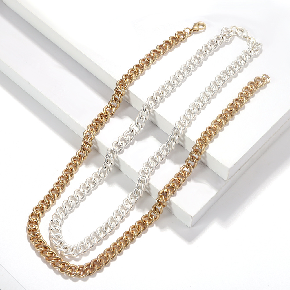 Gold And Silver Two-color Metal Stitching Clavicle Chain  Geometric  Snake Bone Necklace display picture 3