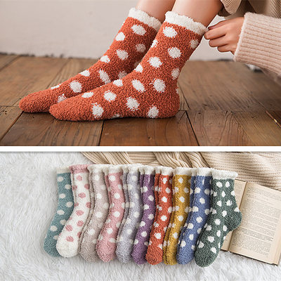 2020新款珊瑚绒袜秋冬袜子女中长筒睡眠袜 加厚休闲小圆点地板袜|ms