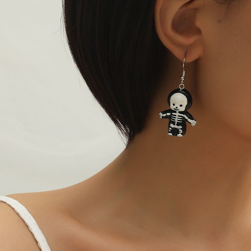 Hot-selling  Halloween Creative Earrings Wholesale display picture 1