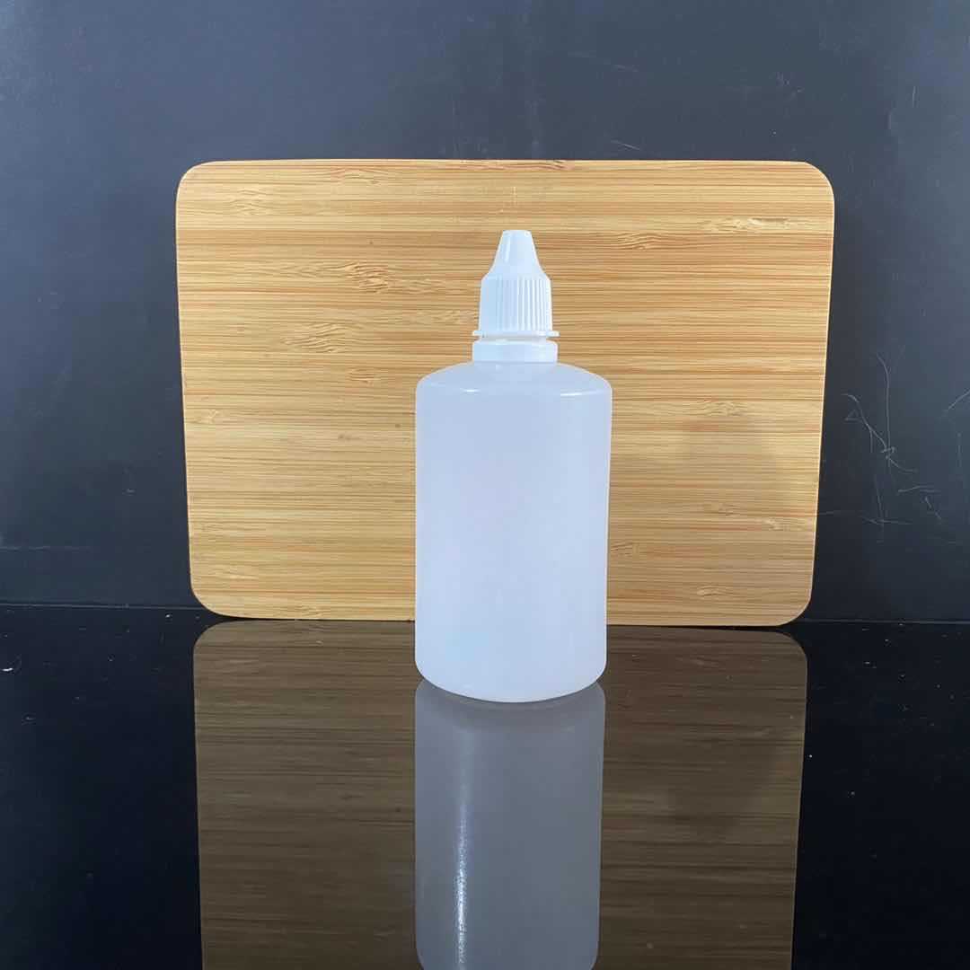 Botella de goteo de plástico Botella de gotas para los ojos de boca afilada de 5ml Botella de dispensación de 10ml 20ml Botella de medicina pequeña extruida líquida Spot al por mayor