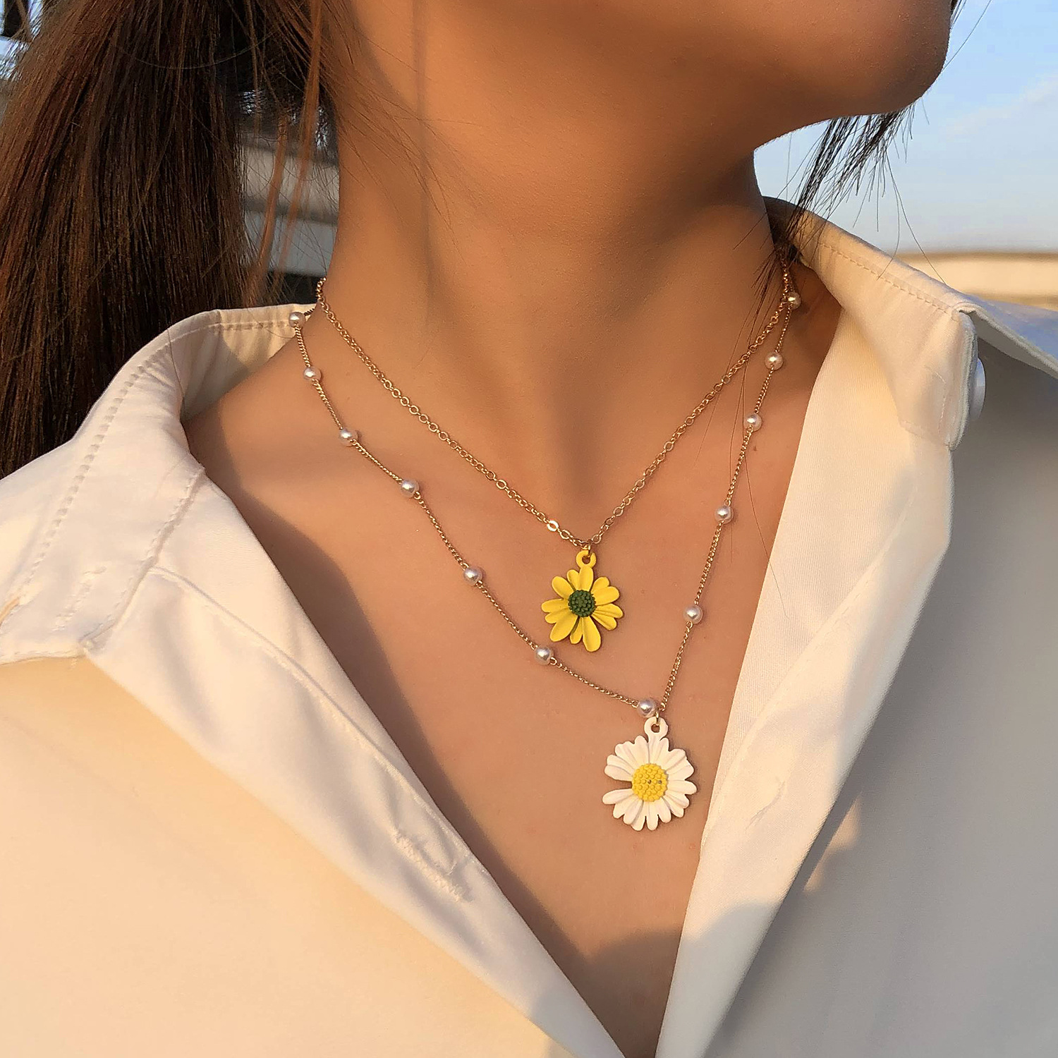 Fashion Flower Daisy Alloy Layered Necklace display picture 2