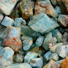 100克价天然海蓝宝矿物晶体  天然海蓝宝原石标本  绿柱石原石