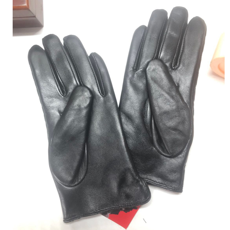 ����������ƤŮʿ�����ﳵ����������δ�������ů��Ƥ��������