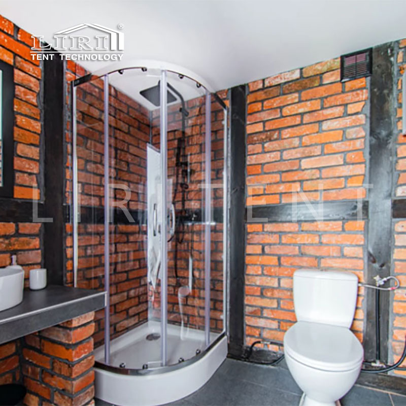 񷶥�ȼ�����۾����к���Բ��¶Ӫ�ǿ��������� �Ƶ�������ԡ��