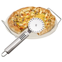 不锈钢披萨滚轮刀pizza介饼器披萨刀轮圆形滚轮刀花边烘焙工具