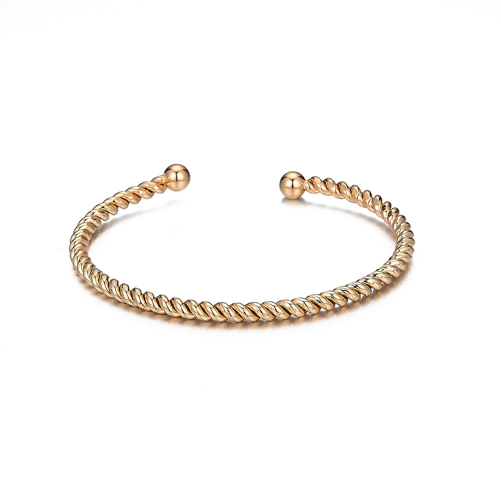 Hot Selling Simple Geometric Knotted Twist Bracelet Three-piece Set Wholesale display picture 4