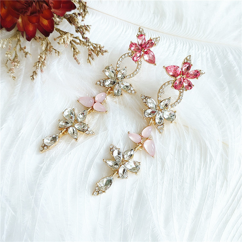 New Trendy  Long Flower Diamond Earrings Wholesale display picture 6