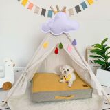 Собаки приходят в четыре сезона собачьего гнездо