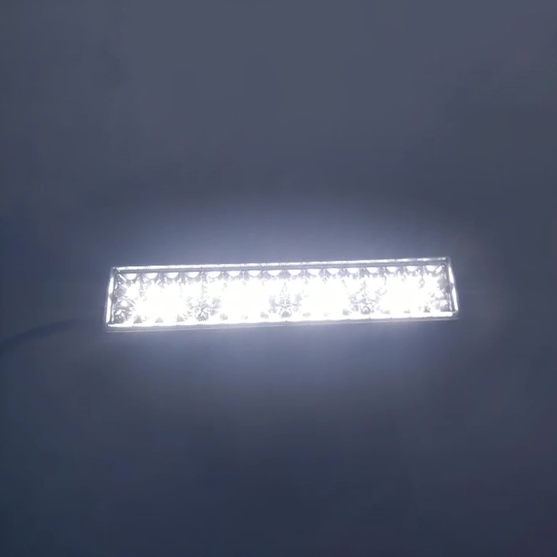 Suministro de comercio exterior 10-80V LED resalte automóvil ingeniería vehículo cosechadora off-road vehículo Spotlight luz de trabajo