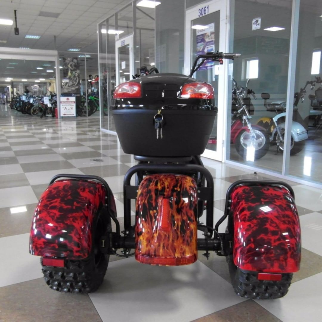 Factory Direct Supply adult electric three-wheeled motorcycle smart Prince fashion scooter electric harem car wholesale