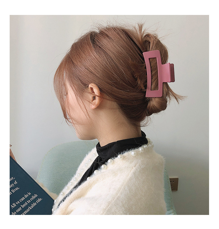 20g Weight Hair Clip, Hair Claws Hair Accessories Type Retro Simple Style Women'S Solid Color Acrylic Hair Clip Hair Claws