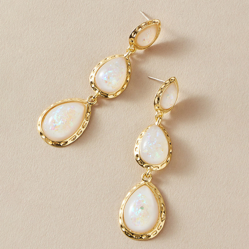 New Korean Fashion Rose Pearl Diamond Circle Pearl Alloy Pendant Earrings display picture 6