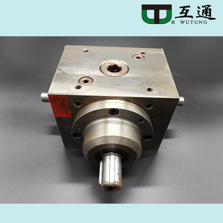 互通机械气动电气零配件TANDLER差动牙箱变速箱齿轮箱102204064