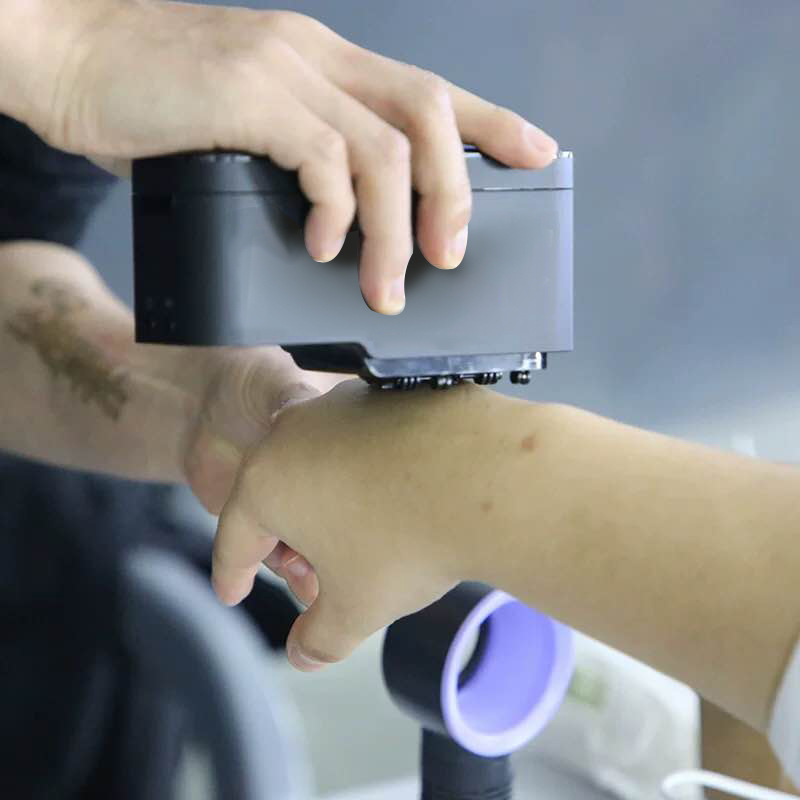 H30772fc45c1a4644afc5a1b95c1ac