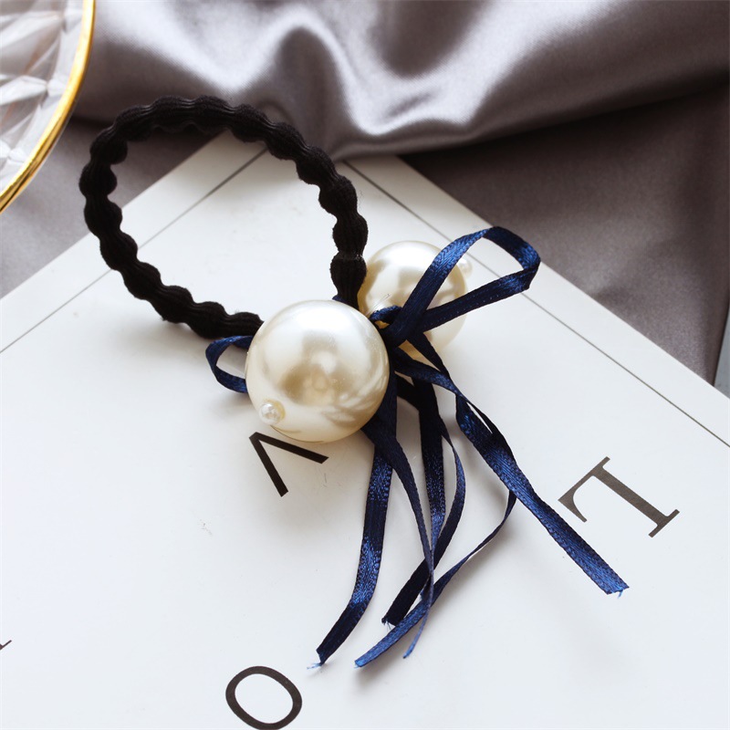 Korea New Size Pearl Hair Ring Ribbon Bow Hair Rope Sweet Head Rope Wholesale display picture 3