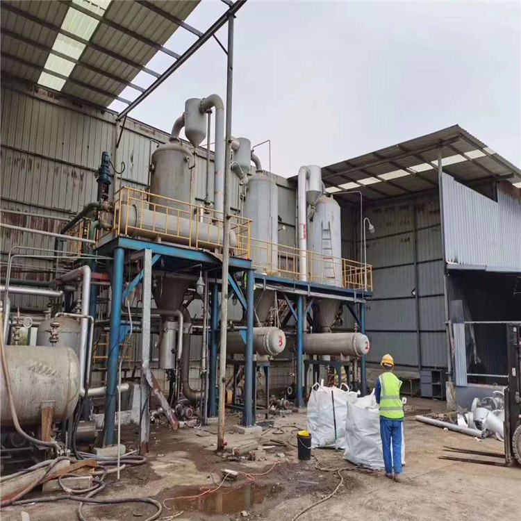 供应二手316材质 3效5吨强制循环蒸发器 4效8吨降模蒸发器