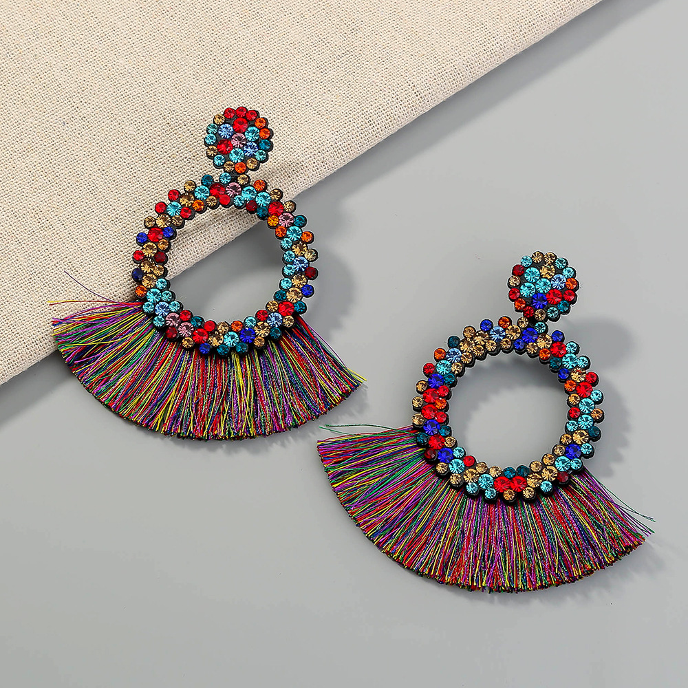 New Style Bohemian Fashion Creative Exaggerated Round Tassel Earrings display picture 1