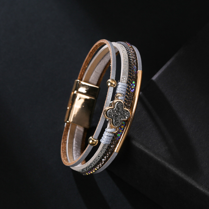 1 Piece Retro Four Leaf Clover Pu Leather Alloy Handmade Rhinestones Womenu0027S Bangle