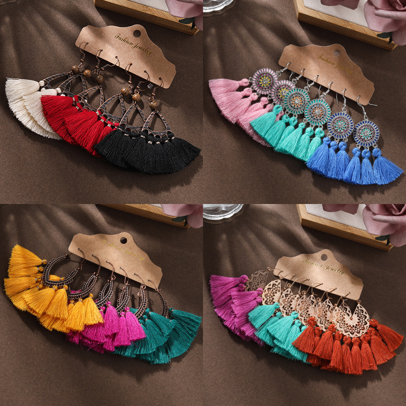 Wholesale Jewelry 1 Set Bohemian Triangle Tassel Alloy Wax Line Chandelier Earrings display picture 3