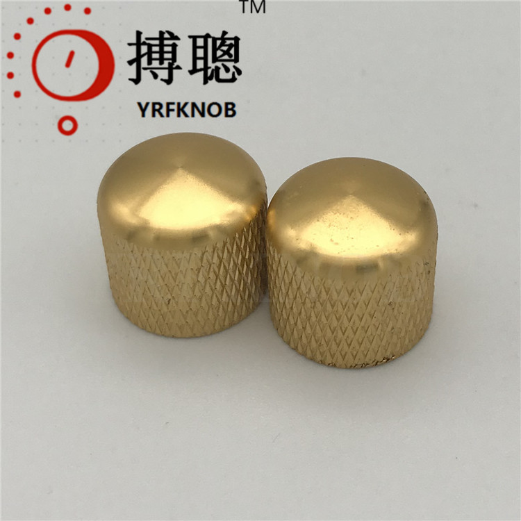 �缪����ť��������ɫ�������������߹⻨������15&times;14��λ����ť