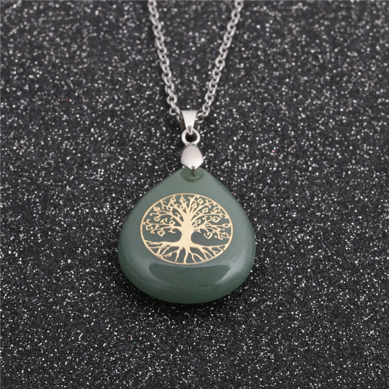 Ethnic Style Lady Stainless Steel Chain Green Aventurine Pendant Necklace display picture 4